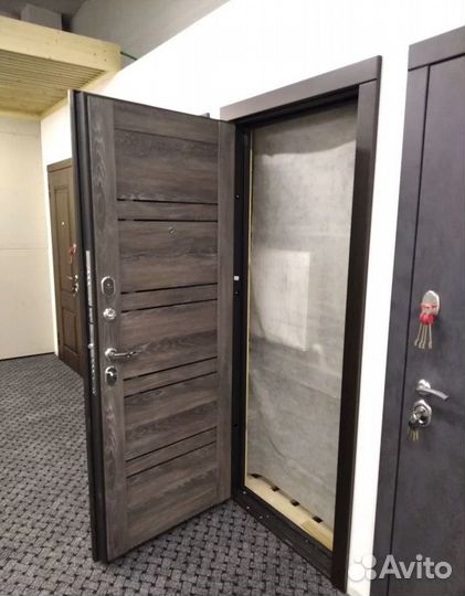 Входные двери металл/мдф/зеркало