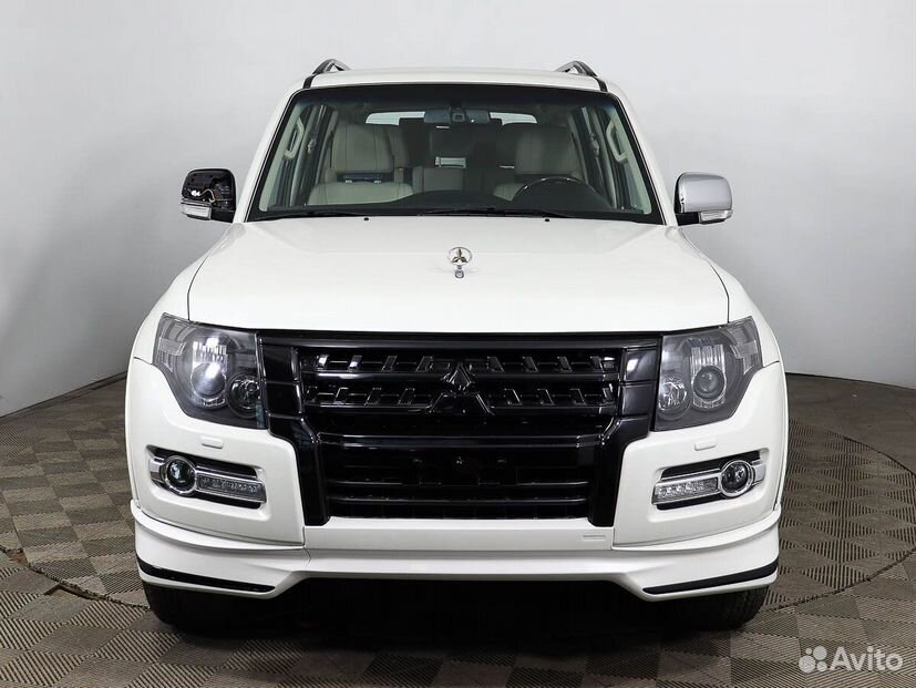 Mitsubishi Pajero 3.8 AT, 2019