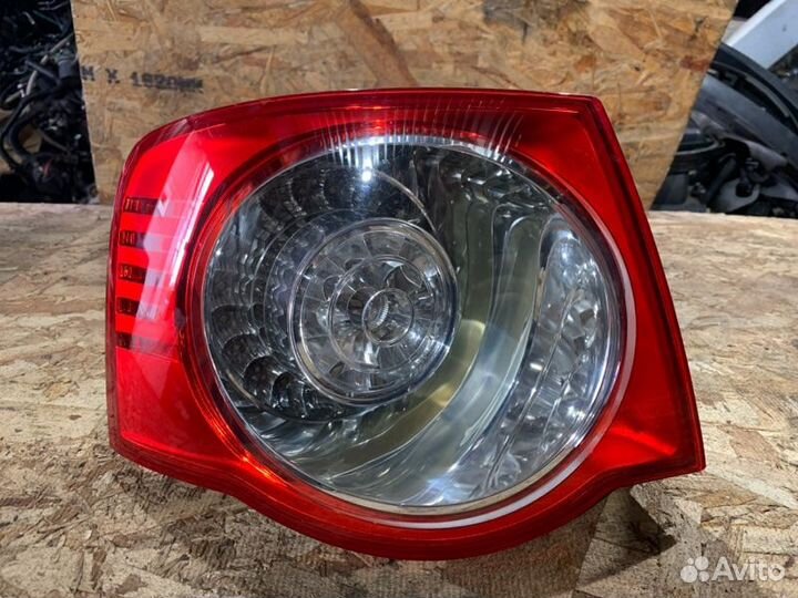 Фонарь задний левый Volkswagen Jetta 5 2005-2010