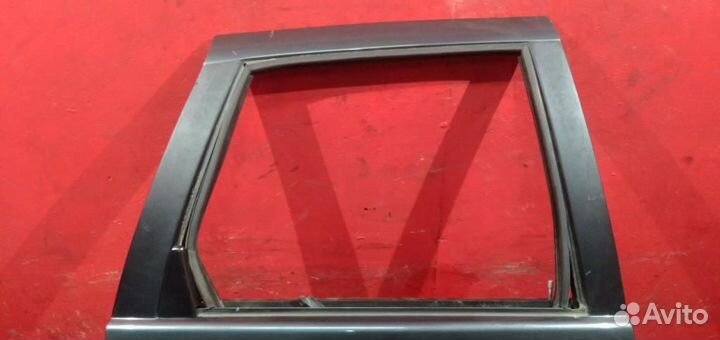 Сеат кордоба дверь задняя правая Поло 1 черная