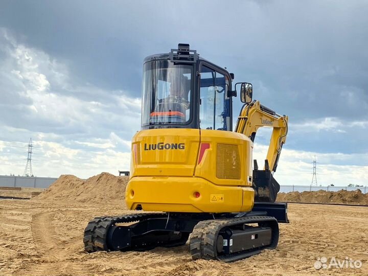 Мини-экскаватор LiuGong CLG9035E, 2023