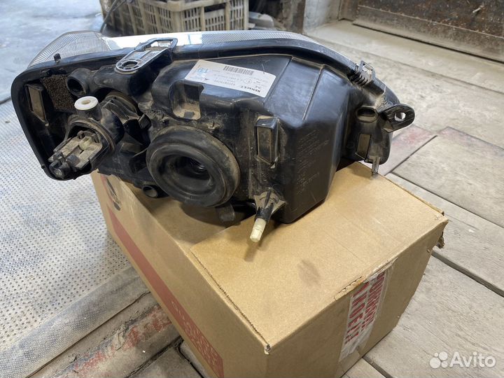 Фара передняя левая renault logan 1