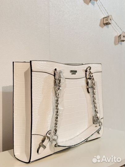 Сумка guess