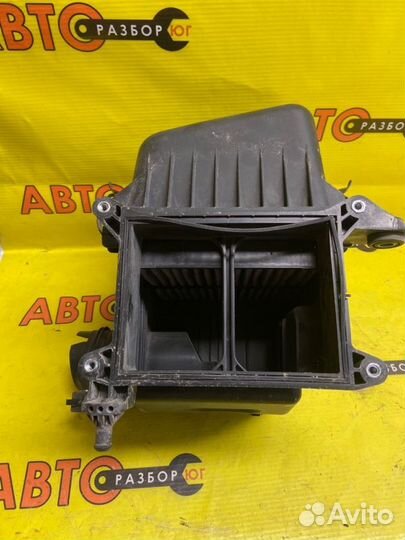 Корпус воздушного фильтра Hyundai Elantra HD G4FC