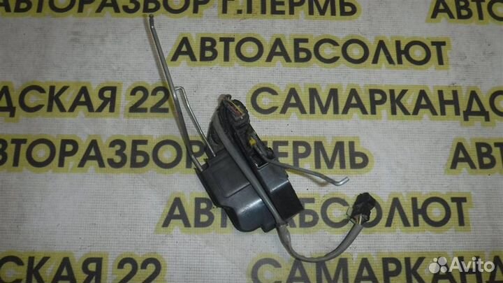 Замок двери передней правой Hyundai Getz 2002-2011