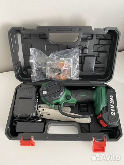 Пила цепная аккумуляторная