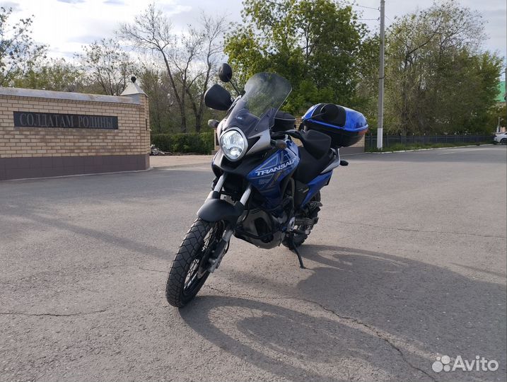 Honda transalp XL700VA