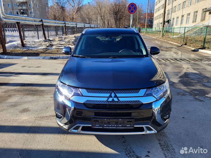 Mitsubishi Outlander 2.0 CVT, 2021, 39 250 км