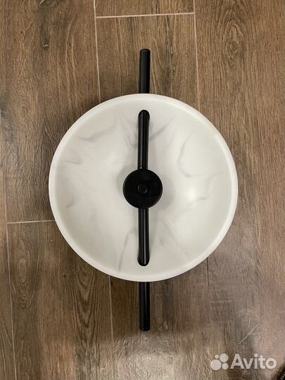 Настенный светодиодный светильник