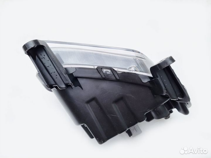 Hyundai Santa fe 4 18-20 противотуманная фара левая