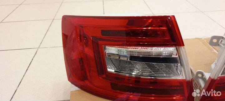 Задние LED фонари на Skoda Octavia A7