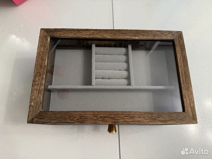 Шкатулка для украшений из дерева