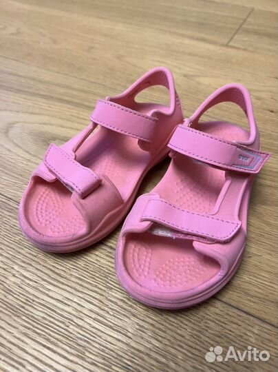 Обувь для девочки 27 размер Crocs 10