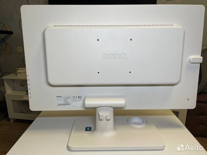 Монитор Benq V2400 Eco