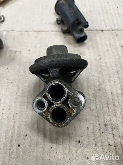 Клапан egr рециркуляции Mitsubishi lancer 9 ix