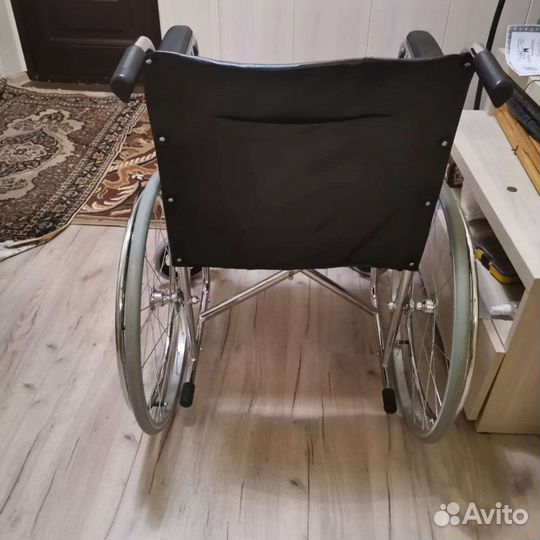Коляска инвалидная новая