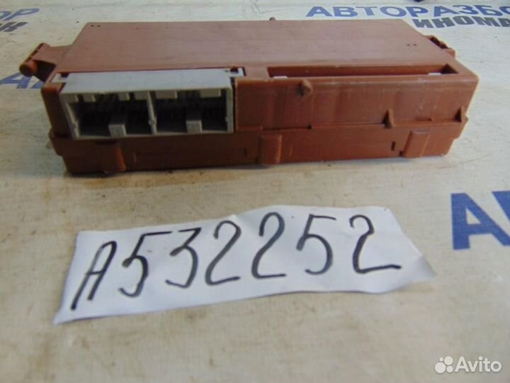 Блок предохранителей для Mitsubishi Lancer 2003-2