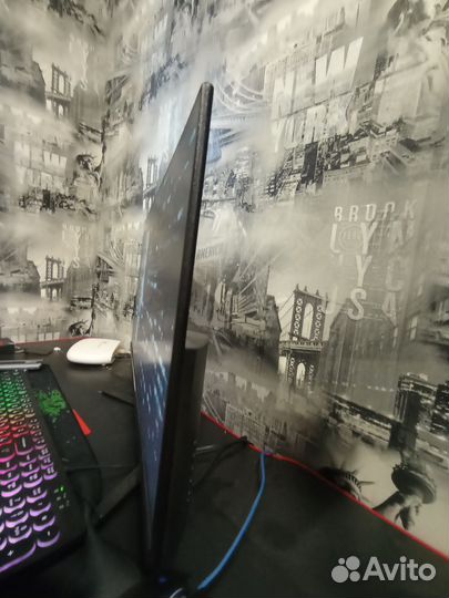 Монитор 24 дюйма
