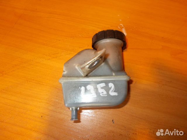 Мв актрос бачек тормозной жидкости