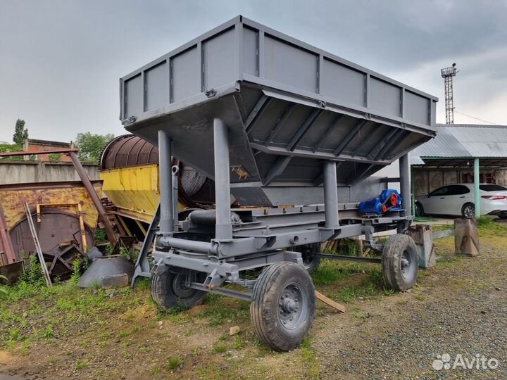 Ленточный питатель на прицепе