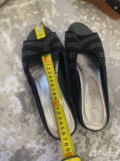 Женская обувь