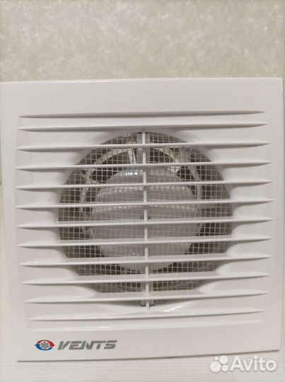 Вентилятор вытяжной новый