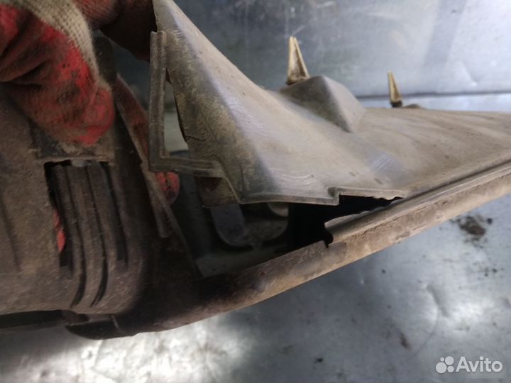 Пыльник рычага задний Mercedes-Benz S-Class W222