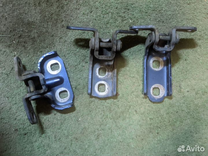 Петля двери задней левой правой перед Opel Astra J