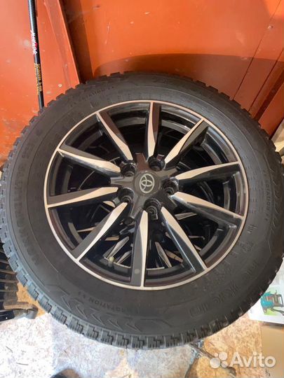 Комплект колёс на toyota RAV4 225/60/R17