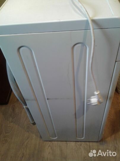 Продам стиральную машину Ariston