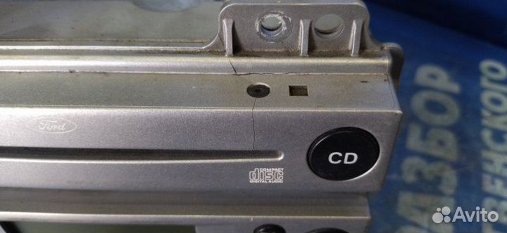 Штатная магнитола Ford Fusion хэтчбек fyjb 2006