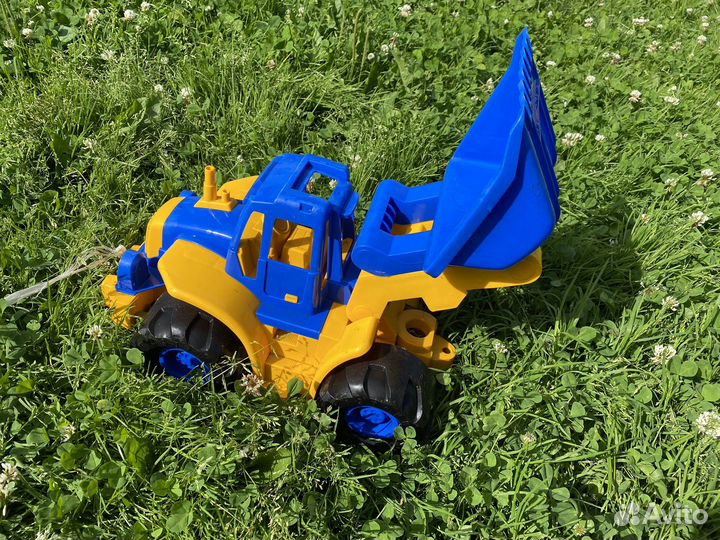 Детский трактор