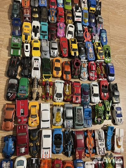 Hot wheels машинки