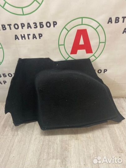 Обшивка багажника задняя левая Ford Fusion CBK