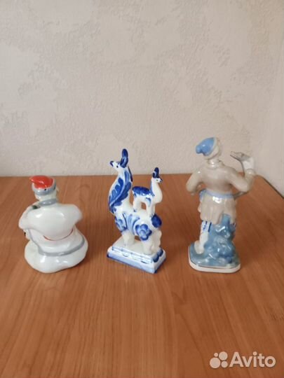 Статуэтка фарфор