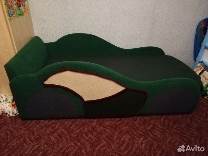 Детский диванчик-машина