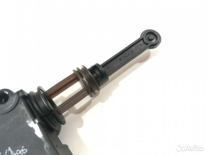 Доводчик замка BMW X5 E53