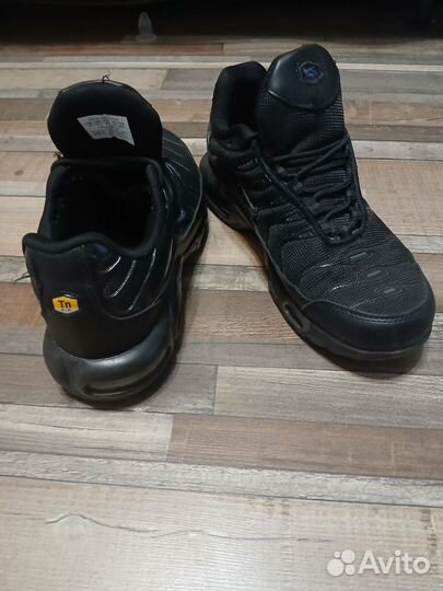 Кроссовки nike tn