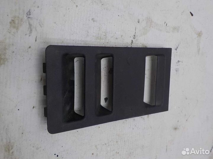 Накладка обшивки багажника LADA xray