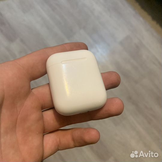 Apple airpods