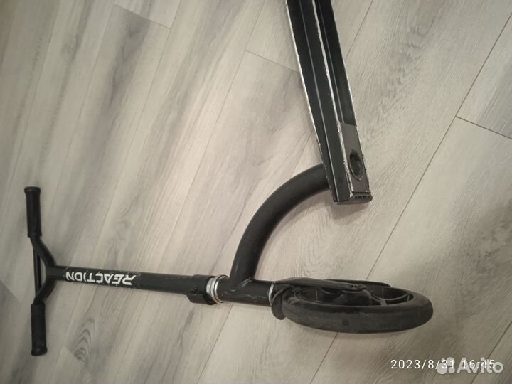 Самокат Reaction 200 Fold