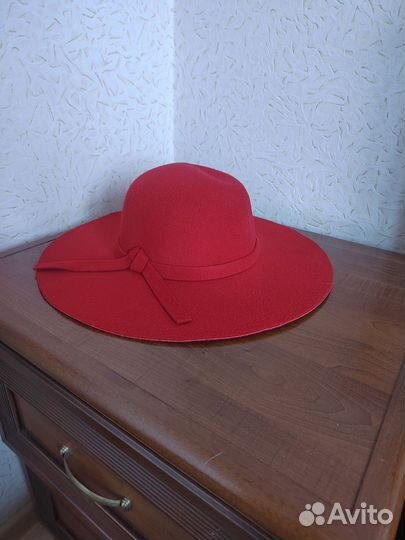 Шляпа фетровая женская