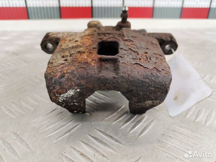 Суппорт задний правый для Subaru Impreza 2 (GD/GG)