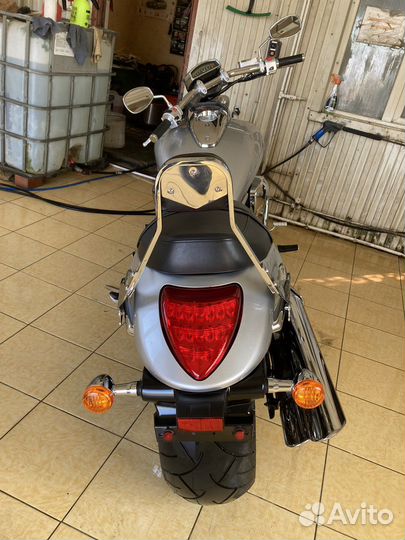 Suzuki Boulevard M109r