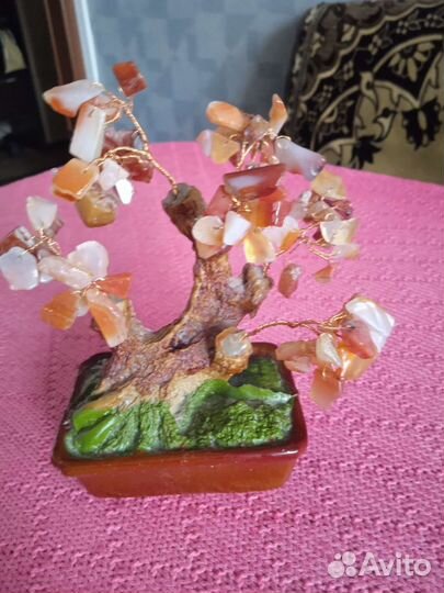 Дерево счастья из камней