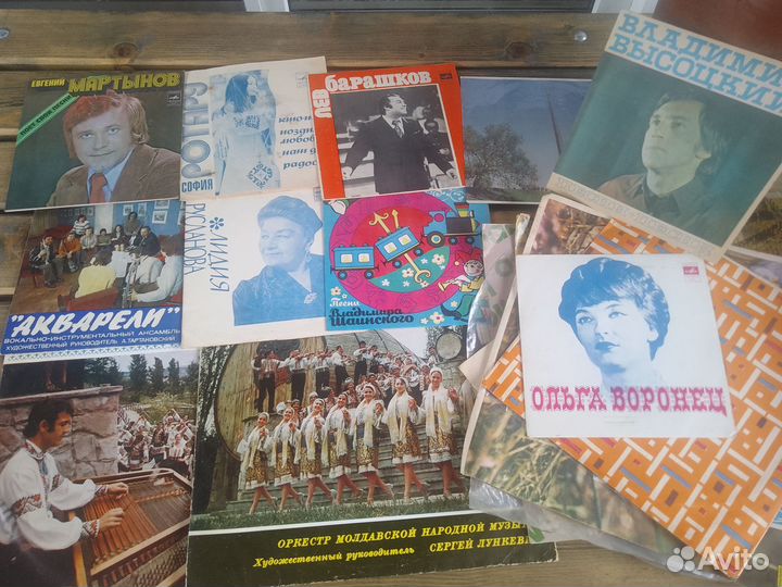 Проигрыватель виниловых пластинок СССР