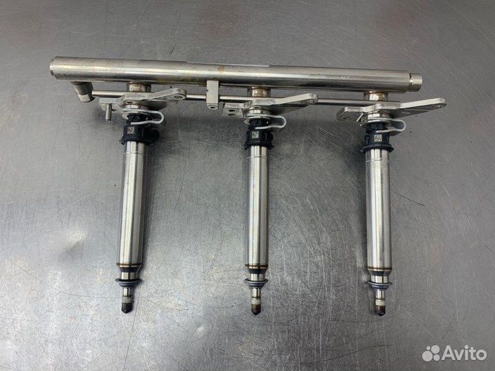 Топливная рампа Mercedes E-Class W212 M276 3.5I