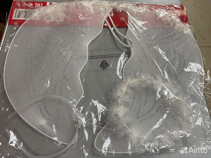 Крылья как у ангела с диадемой