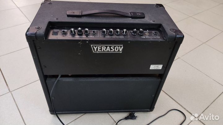 Гитарный комбоусилитель Yerasov Repetitor R1