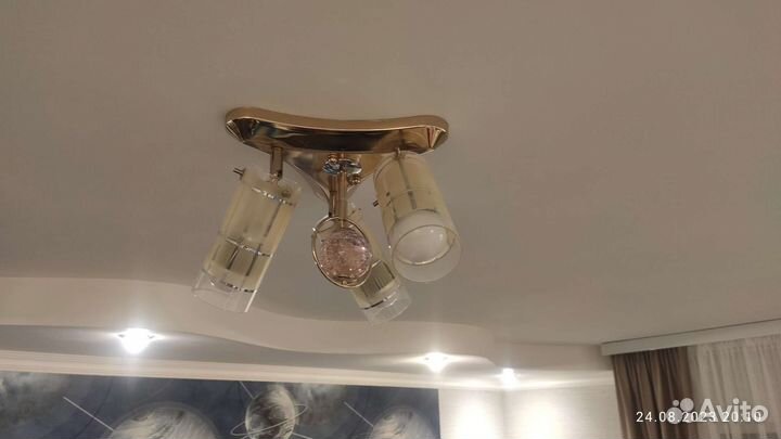 Люстра б\у
